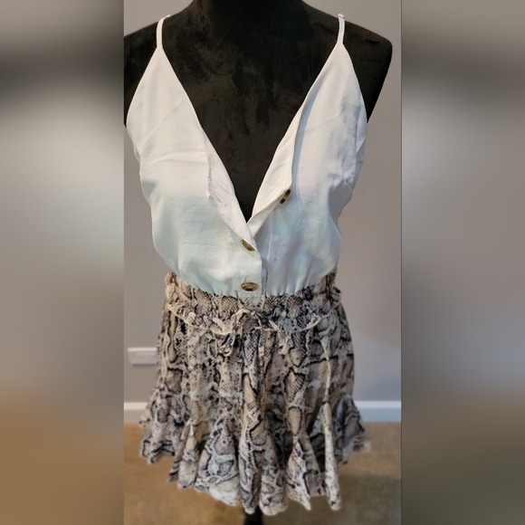 NEW MainStrip ROMPER DRESS * Santura Snake Print Ruffle Large NWT - Picture 10 of 16